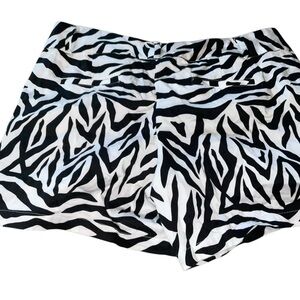 INC International Concepts Zebra Print Shorts – Size 10